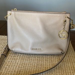Michael Kors Lillie Large Messenger/Crossbody/Shoulder Leather Bag - Truffle